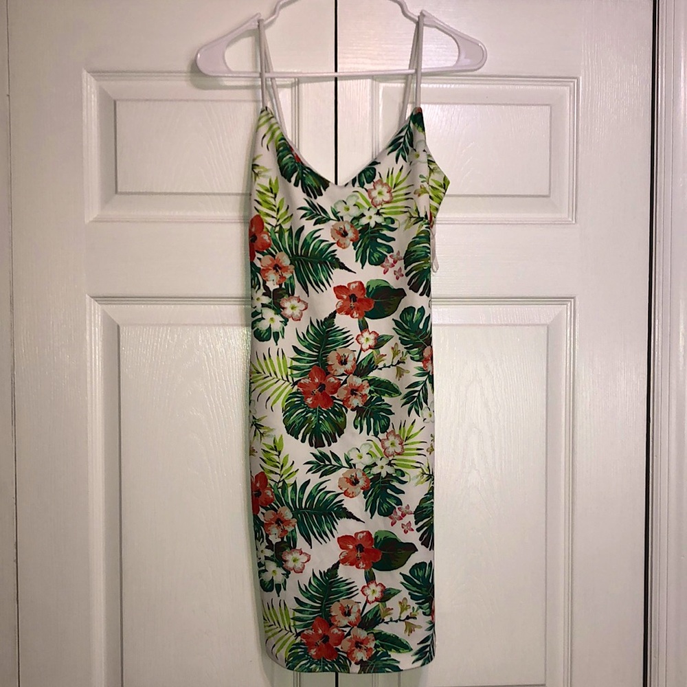 Tropical Mini Dress 🌴🔥